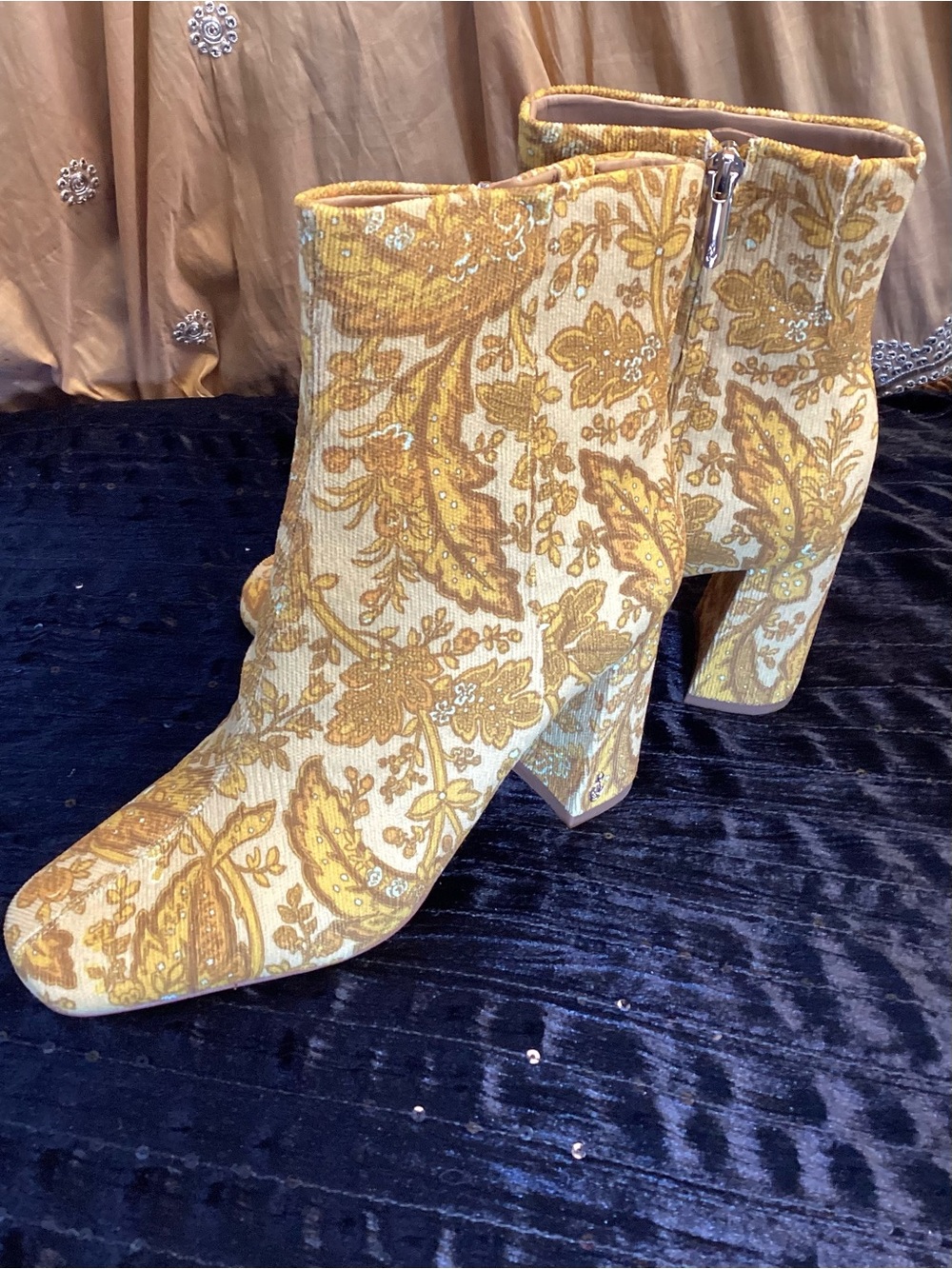Sam Edelman Turmeric Paisley Block Heel Corduroy Ankle Boots 7.5